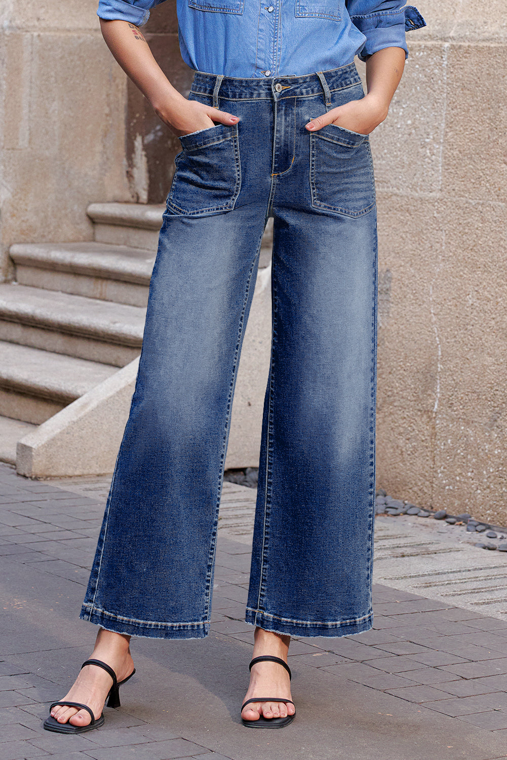 Bluing Minimalist Patch Pocket Women's Shift Jeans