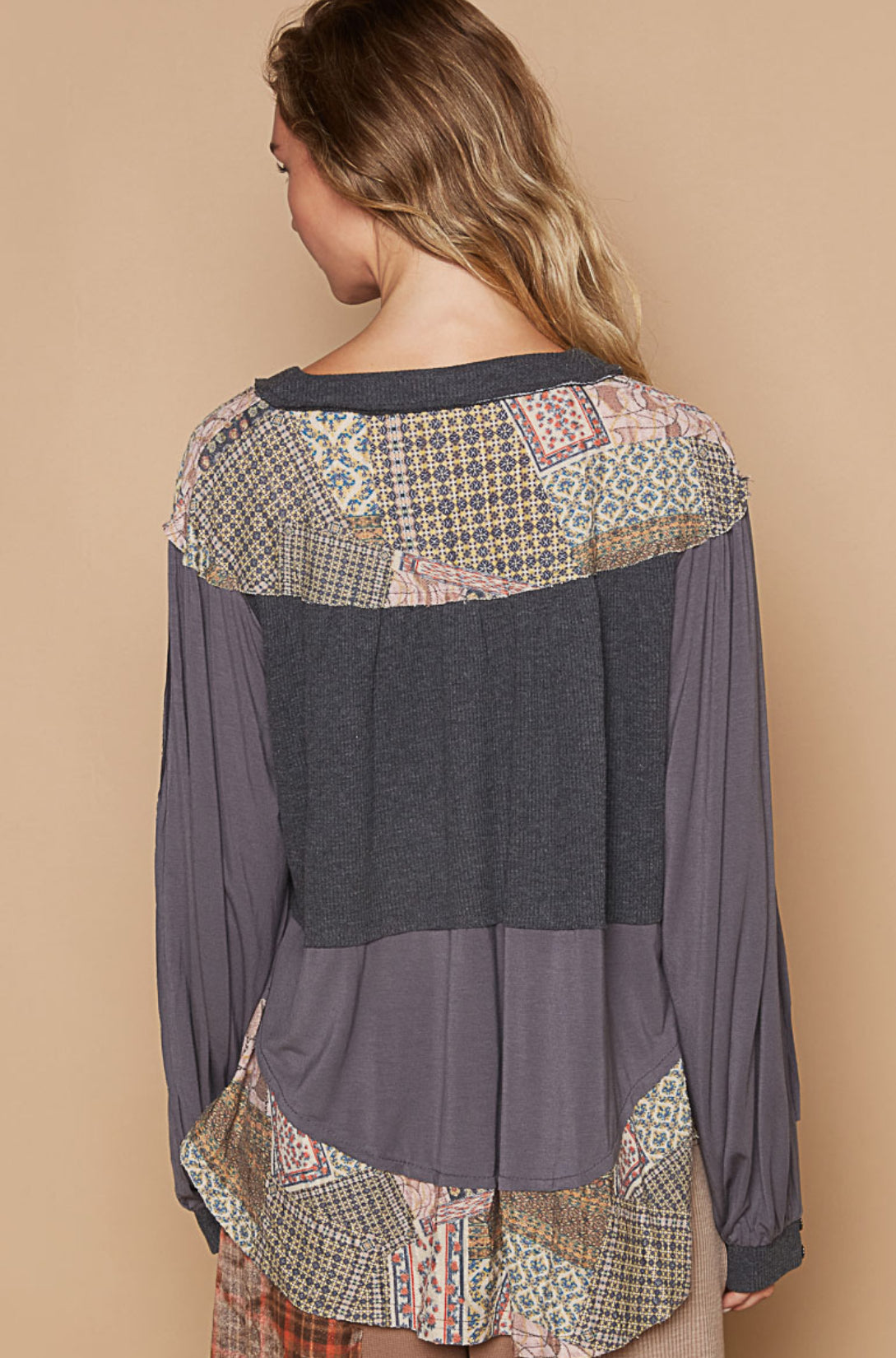 POL Mixed Print Balloon Sleeve Charcoal Pullover Top